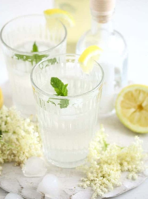 Elderflower Gin Spritz: A Summer Revival