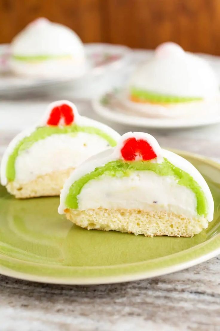 Gelato Stuffed Brioche Buns