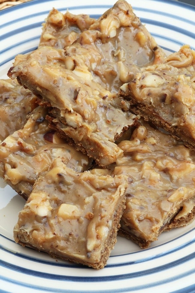 Nutty Caramel Cookie Bars