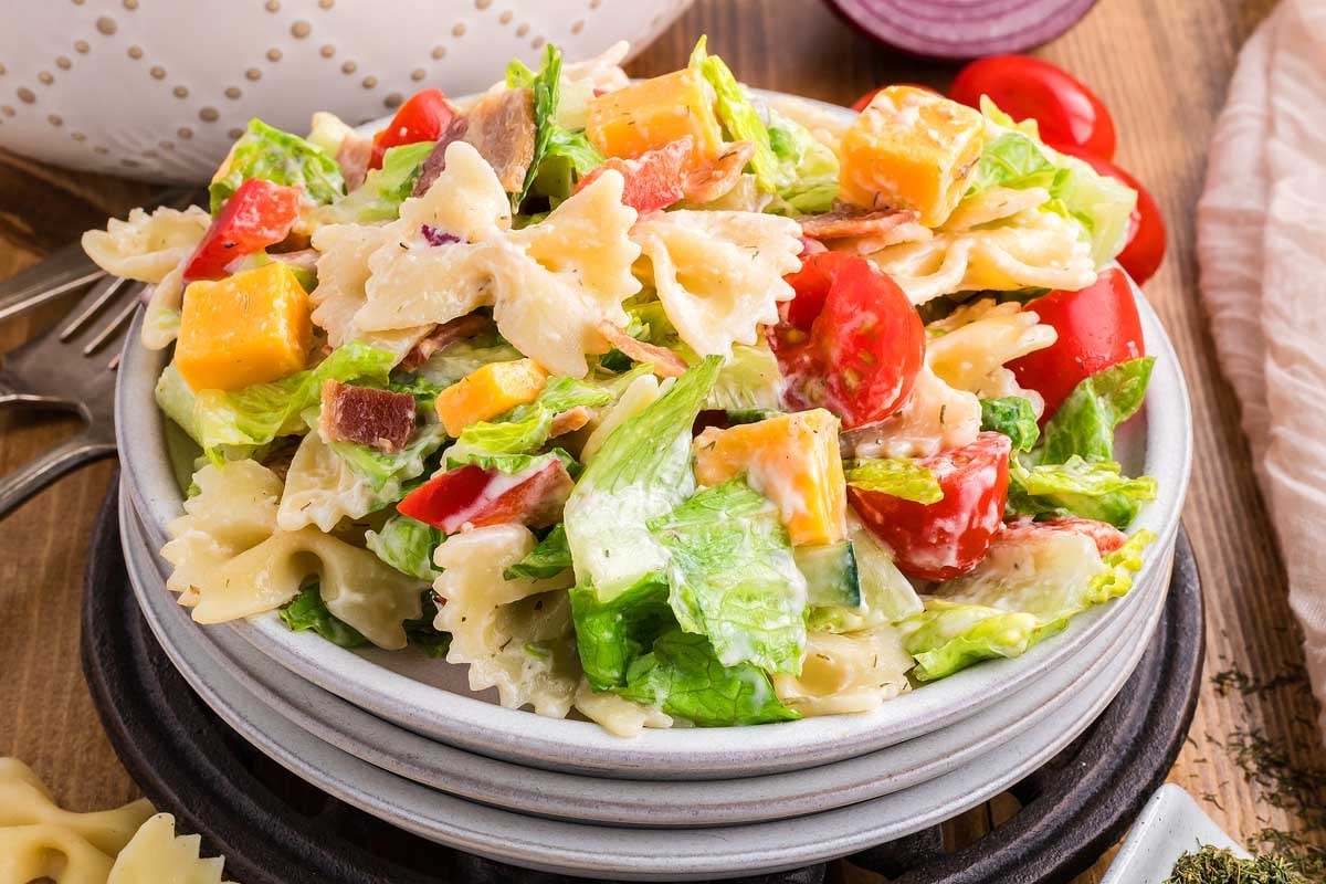 Creamy BLT Twist on Classic Pasta