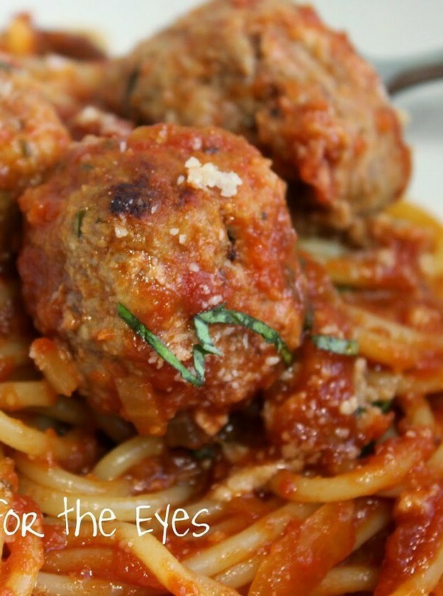 Quick Pressure Cooker Meatball Pasta