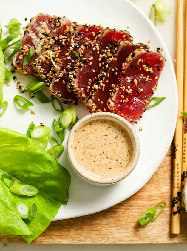 Pan-Seared Tuna with Sesame Crunch