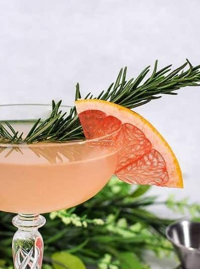 Grapefruit Gin Cocktail with Elderflower Twist