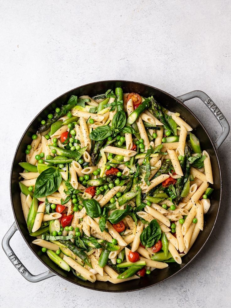 Vibrant Spring Pasta with Fresh Peas & Asparagus