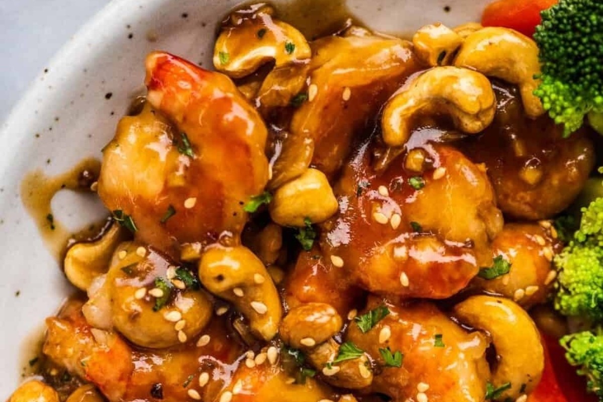 Sweet Sticky Shrimp with Cashews