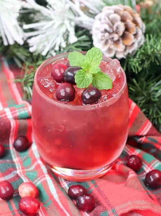 Tart Cranberry Tequila Sparkler