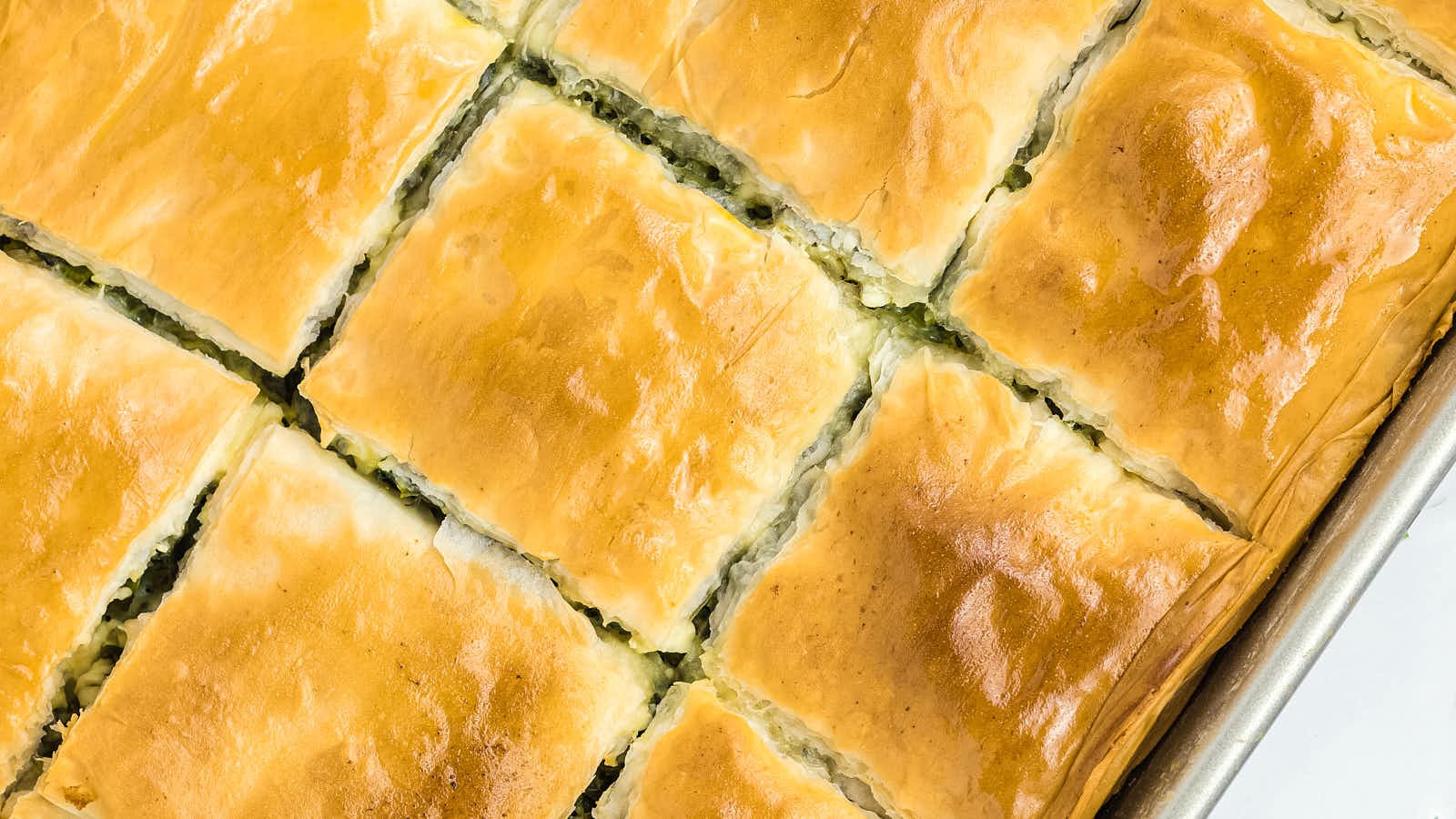 Easy Flaky Spanakopita for Gatherings