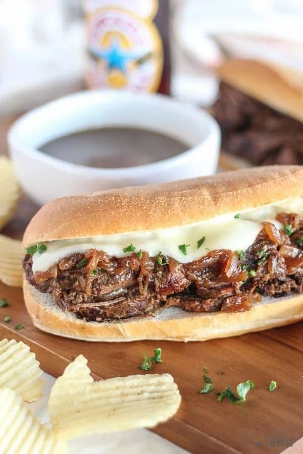 Slow Cooker Beef Dip Sandwiches Delight