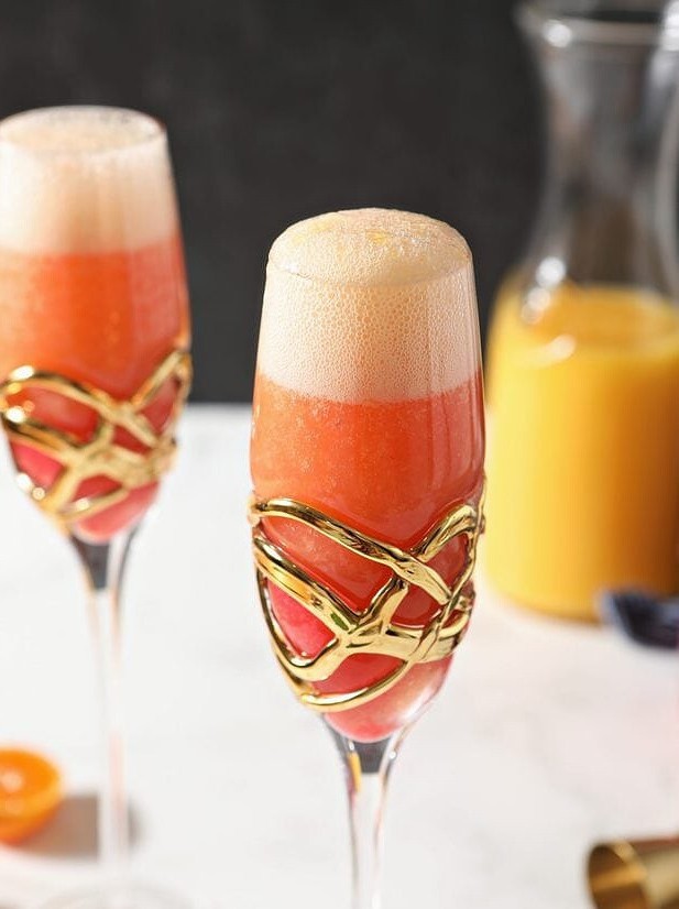 Raspberry Sparkler Brunch Cocktail