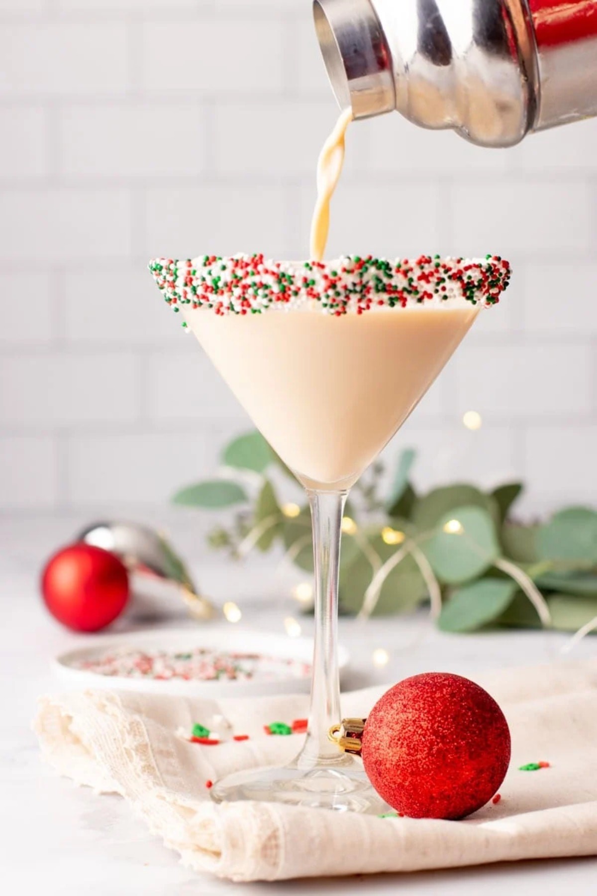 Festive Mistletoe Vodka Cocktail