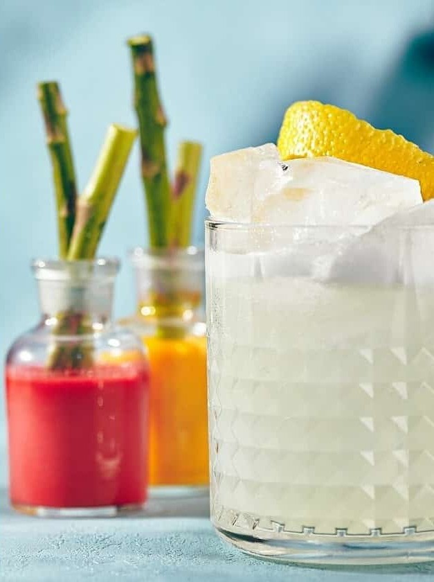 Elegant Vodka Sour with Frothy Twist