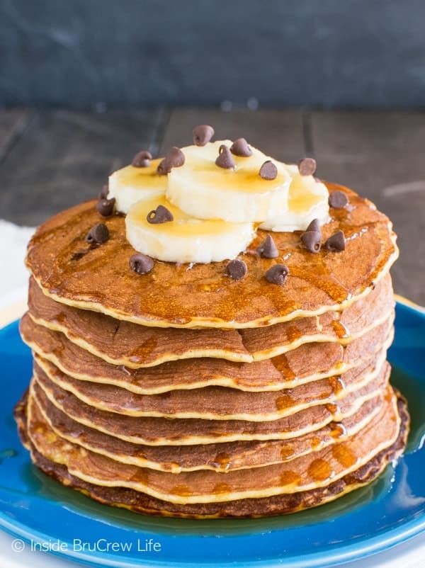 Peanut Butter Banana Oat Delight Bread
