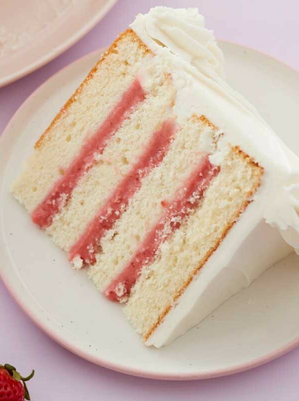 Sweet Strawberry Cream Cake Filling Delight