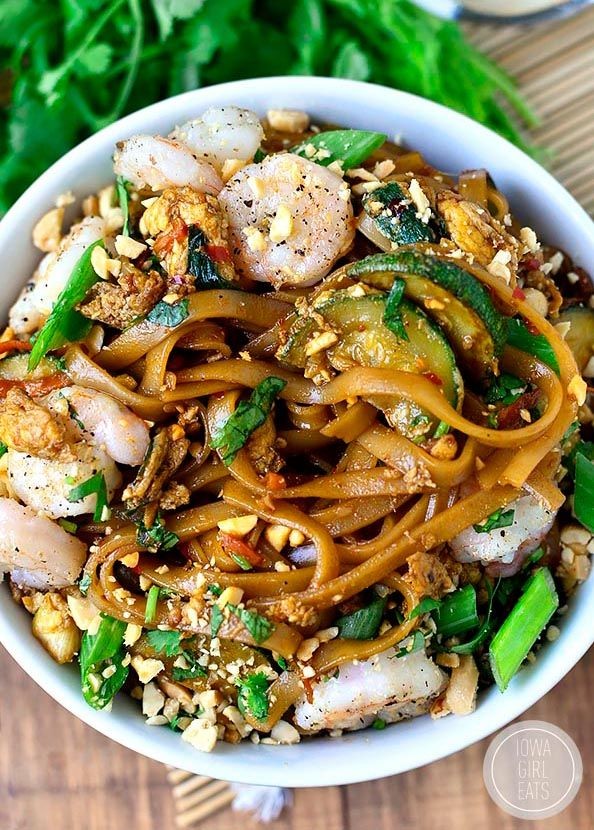 Garlic-Infused Beef Udon Bowls