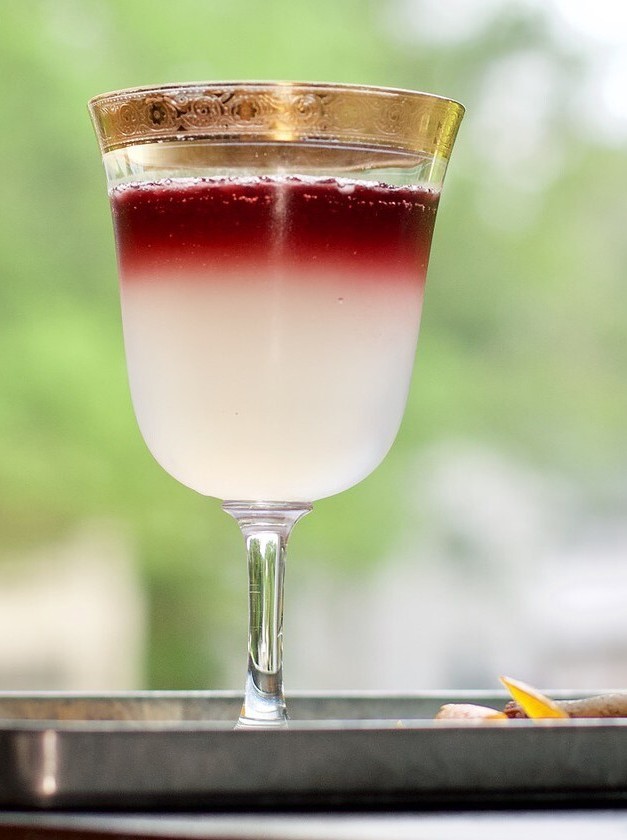 Gin and Red Wine Sour Delight
