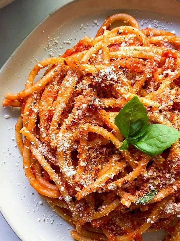 Tomato-Basil Bucatini Delight