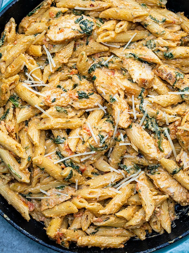 Quick Creamy Chicken Pasta Delight