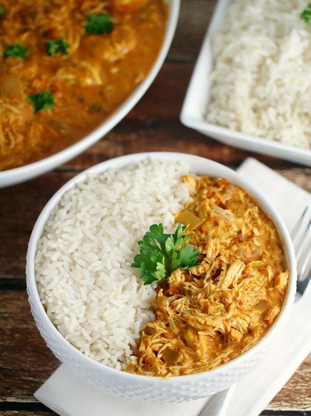 Easy Slow-Cooker Chicken Curry Delight