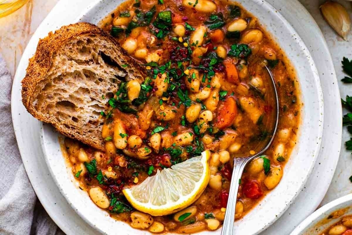 Hearty Navy Bean Stew for Cold Nights