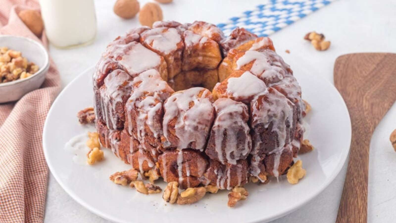 Easy Slow Cooker Monkey Bread Recipe