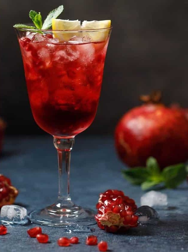 Pomegranate Ginger Spritzer for the Holidays
