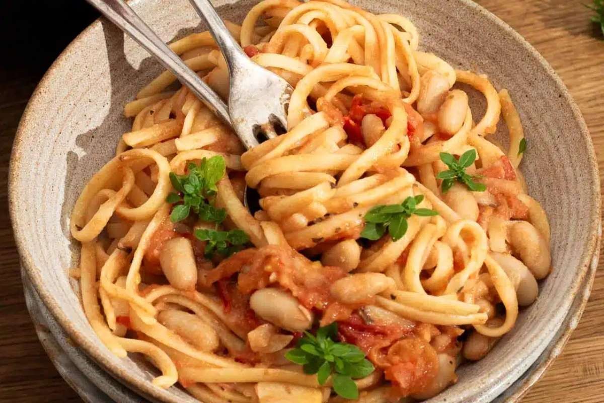 Quick Cannellini Bean Tomato Pasta Bake