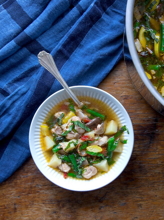 Low-Carb Chicken Soup for Keto Diets