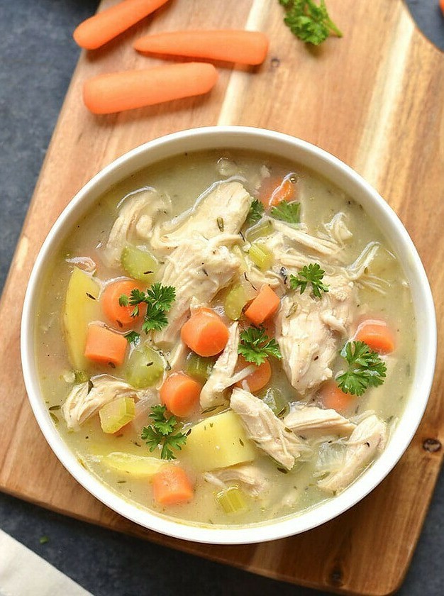 Cauliflower Thickened Chicken Pie Soup