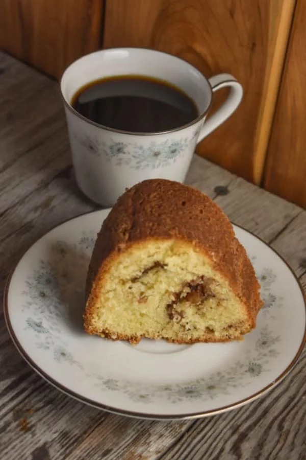 Sour Cream Delight Coffee Cake Classic