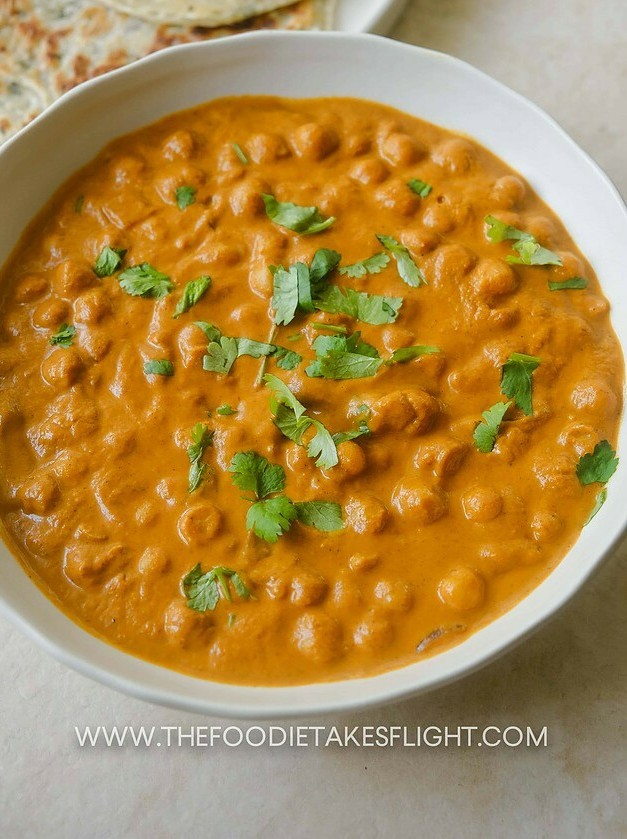Spiced Chickpea Curry in Rich Tomato Sauce