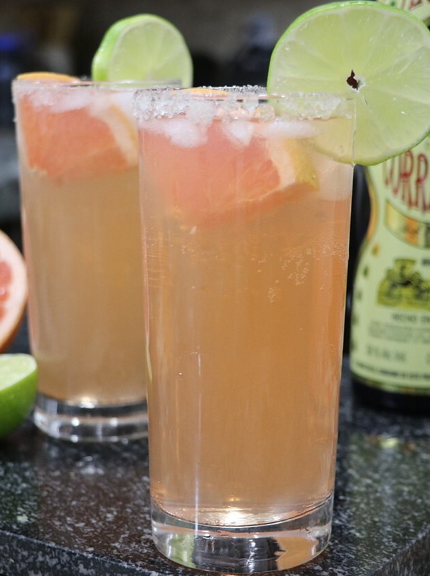Grapefruit Tequila Spritzer Recipe