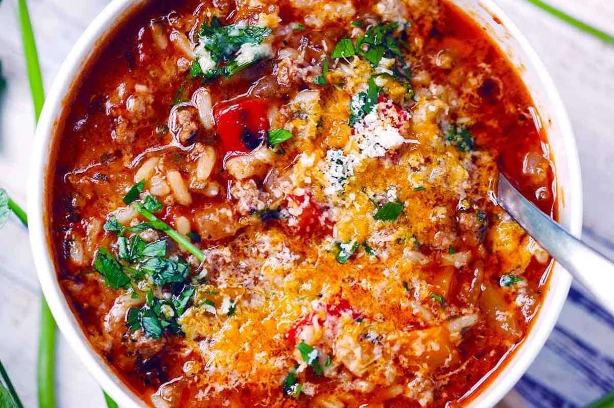 Hearty Beef and Rice Stuffed Pepper Soup