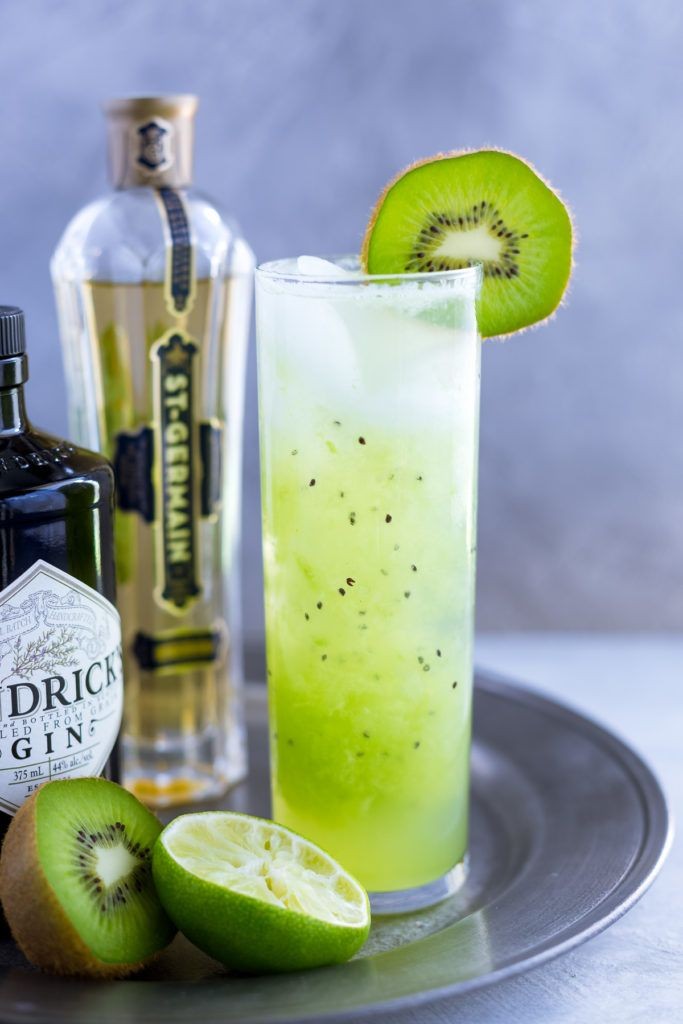 Refreshing Kiwi Vodka Spritzer