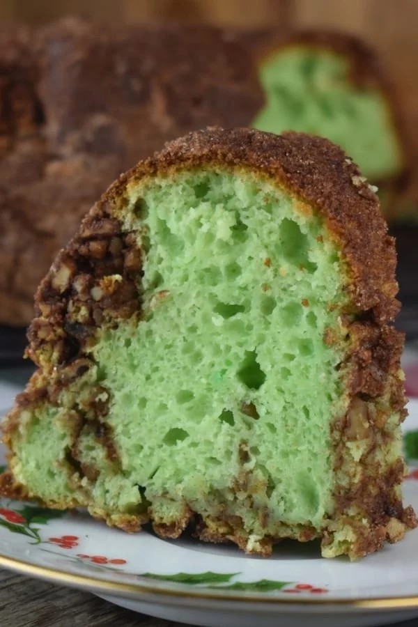 Pistachio Delight Coffee Cake Recipe