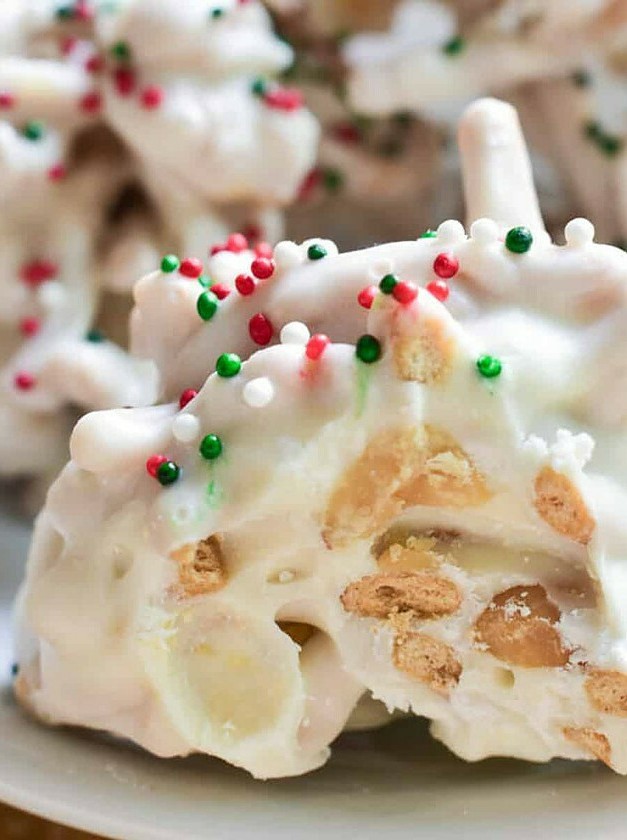White Chocolate Holiday Chow Mein Delights
