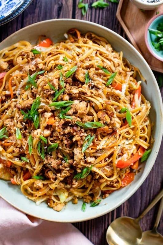 Sweet & Spicy Lo Mein Delight