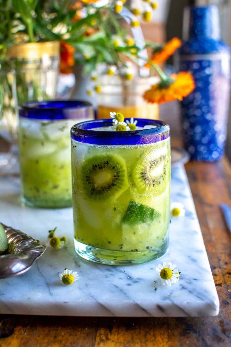 Green Kiwi Kirsch Revival