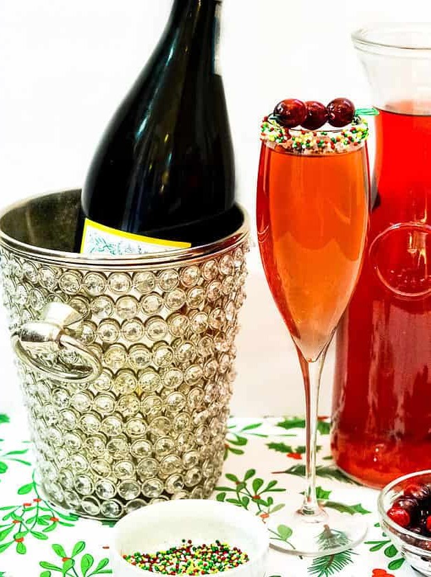 Cranberry Sparkler: A Festive Holiday Drink