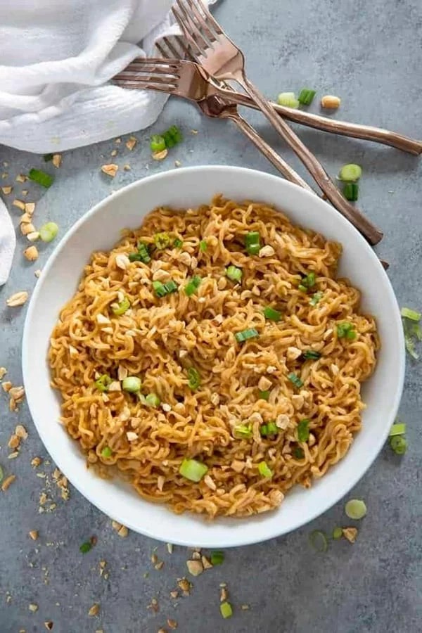 Quick Thai Peanut Ramen Noodle Delight
