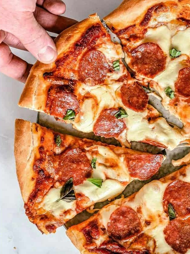 Mozzarella Magic: Homemade Pizzas Galore