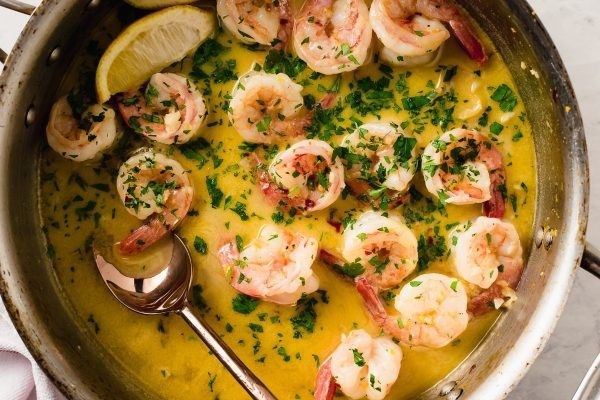 White Wine Garlic Shrimp Pasta Recipe