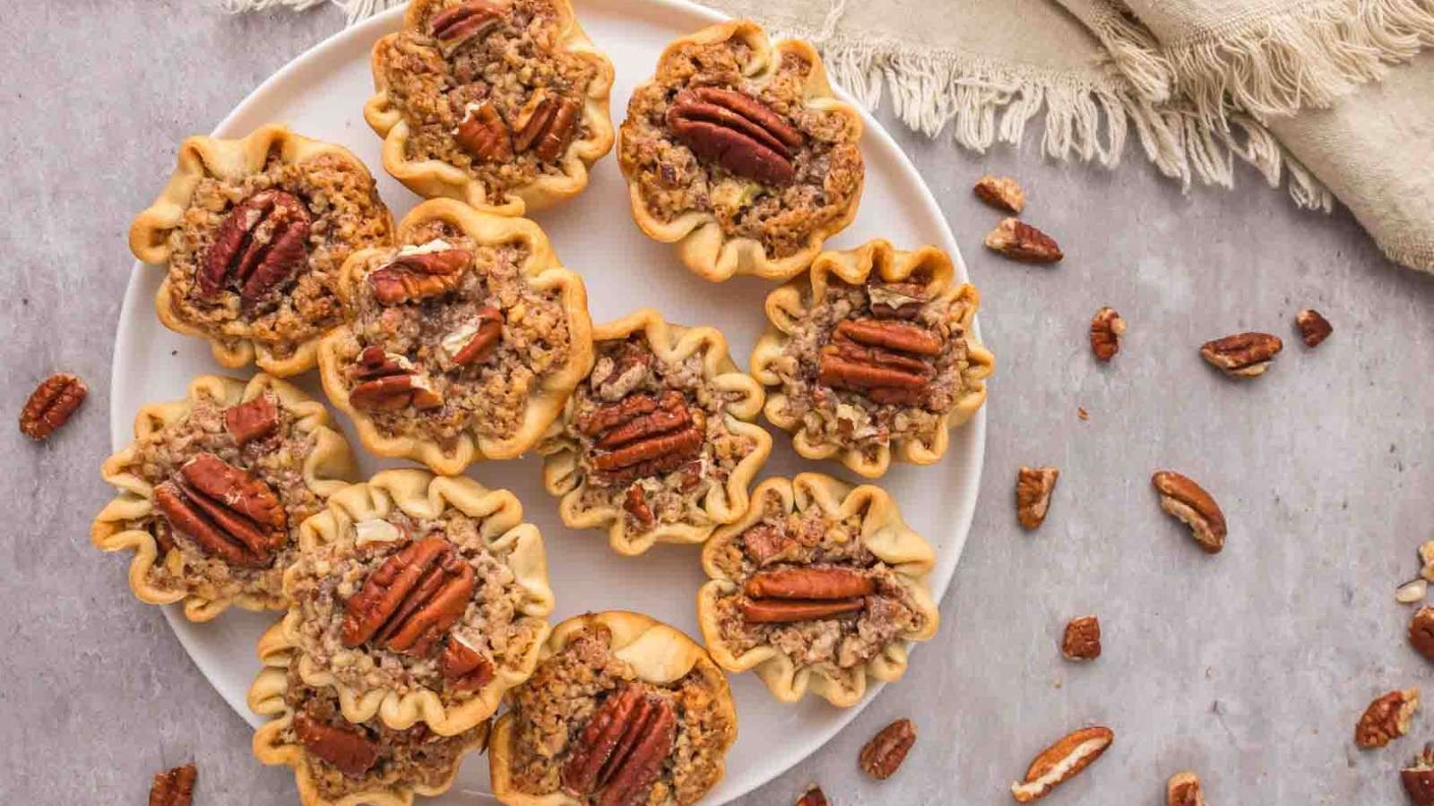 Easy Mini Pecan Treats
