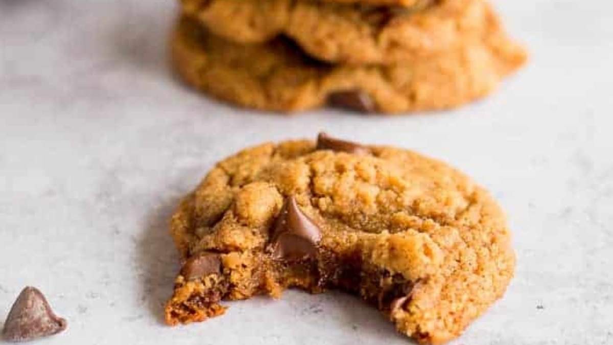 Quick Peanut Butter Chocolate Chip Treats