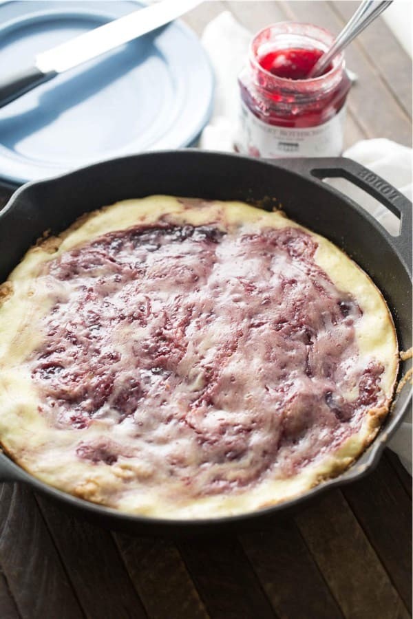 Summer Skillet Cheesecake with Raspberry Twist