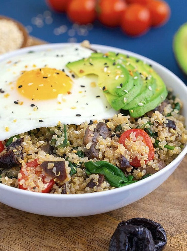 Quinoa Breakfast Bowl with Sautéed Veggies