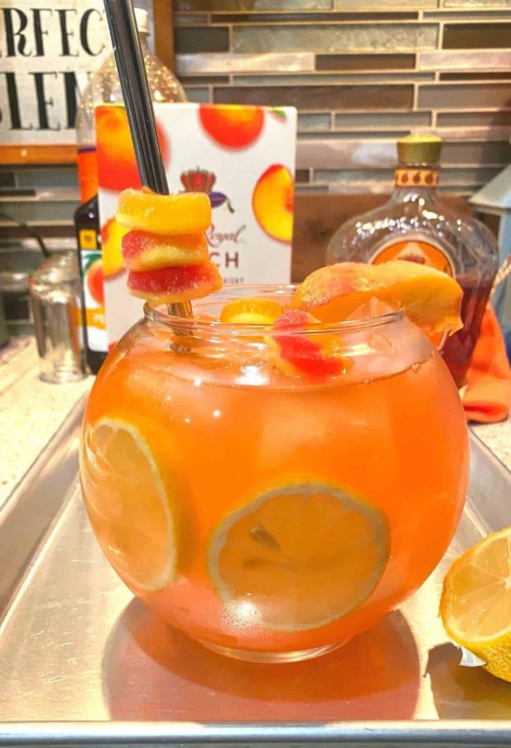 Summer Peach Whisky Mint Fizz