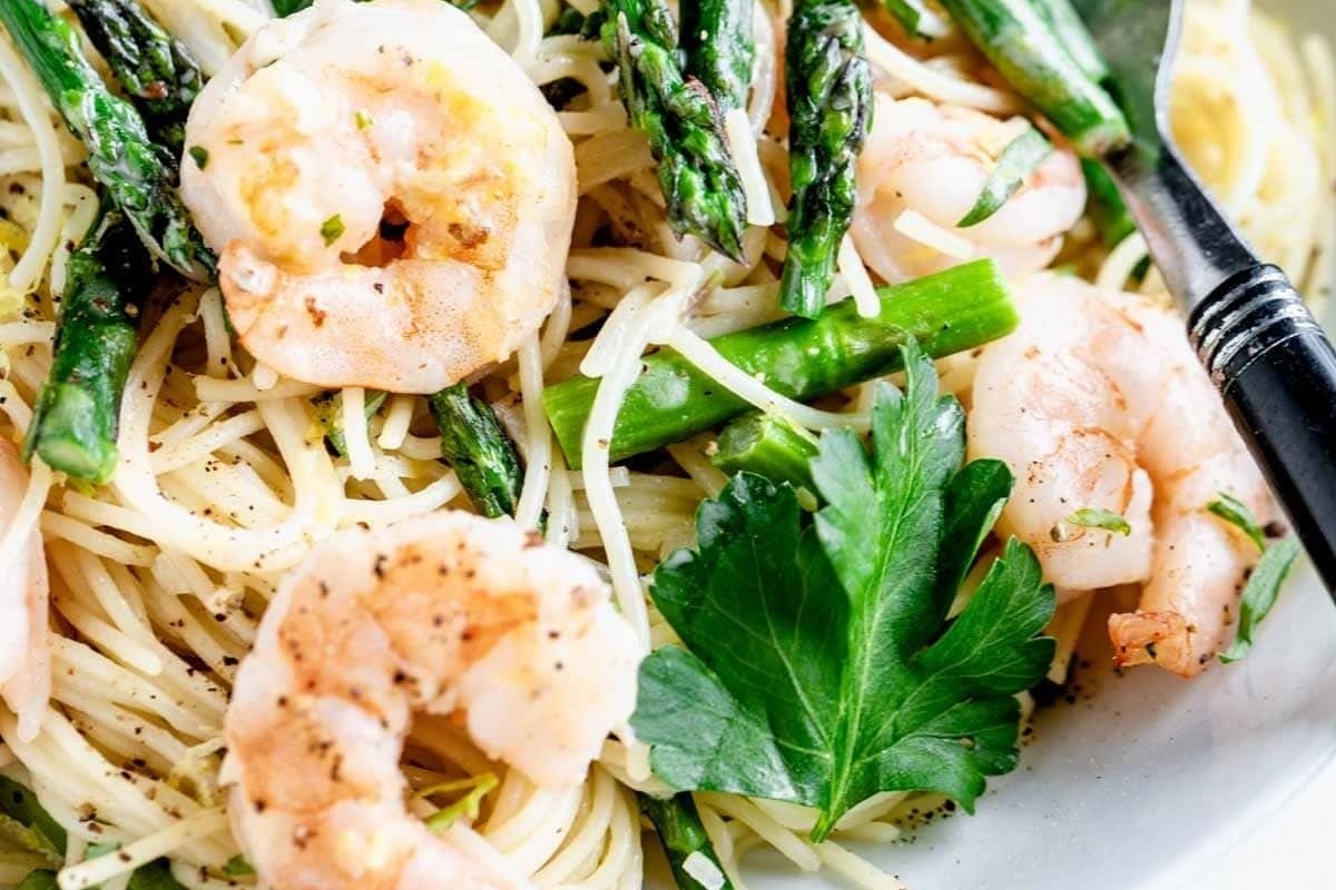 Shrimp Pasta with Springtime Asparagus Cream