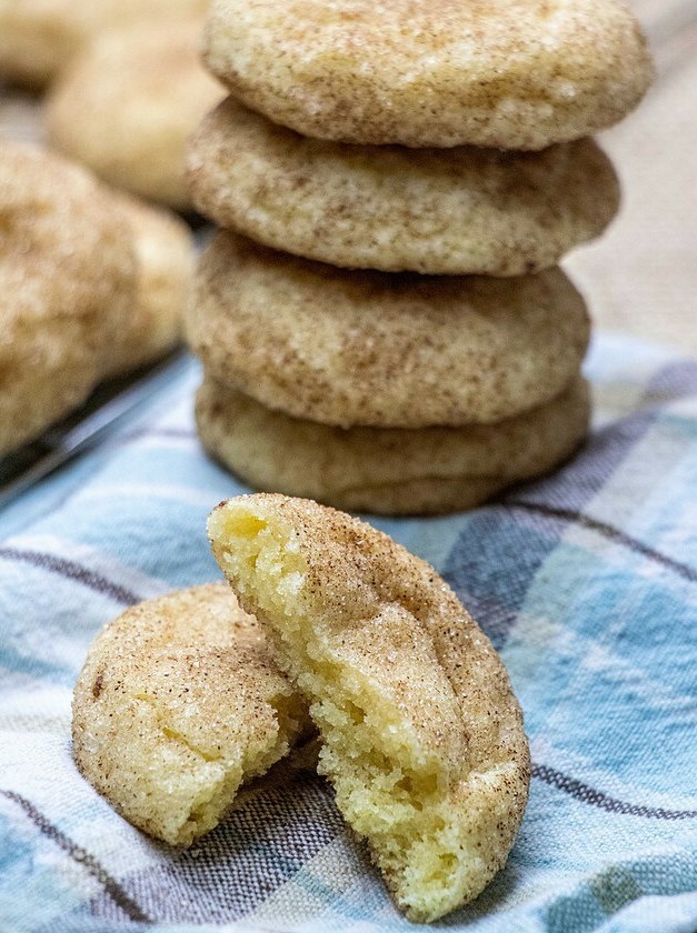 German Butter Cookies with Cinnamon Twist