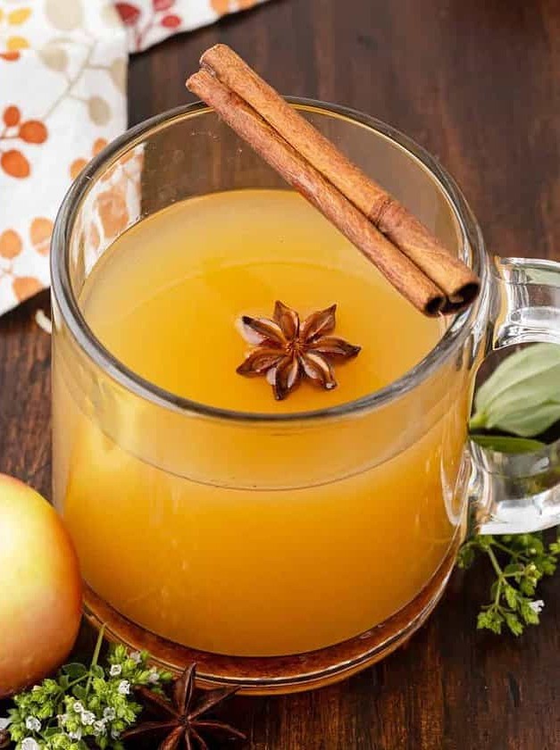 Spiced Apple Vodka Cocktail Delight