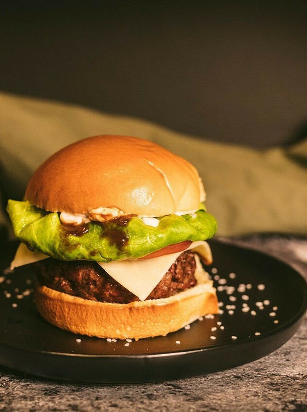 Grass-Fed Burger Recipe with Enhanced Flavor